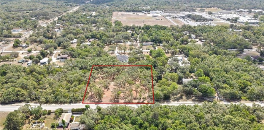 Terreno en Hudson, Florida № 1722082