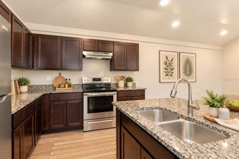 Immobilier commercial à vendre à Lehigh Acres, Floride: 4 chambres, 210.89 m2 № 2406531 - photo 4