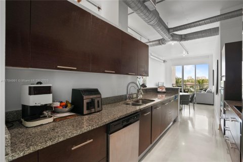 Condominio en venta en Aventura, Florida, 3 dormitorios, 111.85 m2 № 1863577 - foto 11