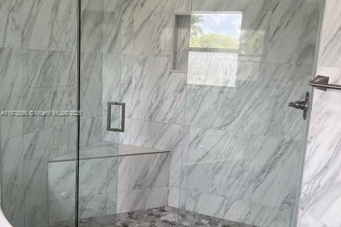 House in Pembroke Pines, Florida 4 bedrooms, 199.18 sq.m. № 2037141 - photo 29