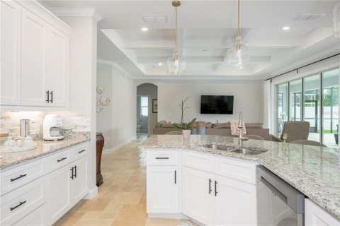 House in Palm Coast, Florida 3 bedrooms, 189.52 sq.m. № 2284112 - photo 7