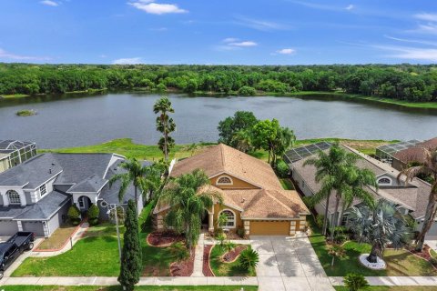 Casa en venta en Brandon, Florida, 4 dormitorios, 238.57 m2 № 2267071 - foto 2