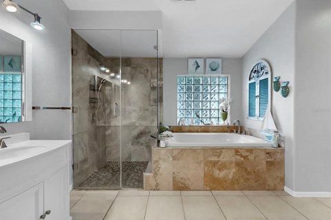 Casa en venta en Brandon, Florida, 4 dormitorios, 238.57 m2 № 2267071 - foto 23