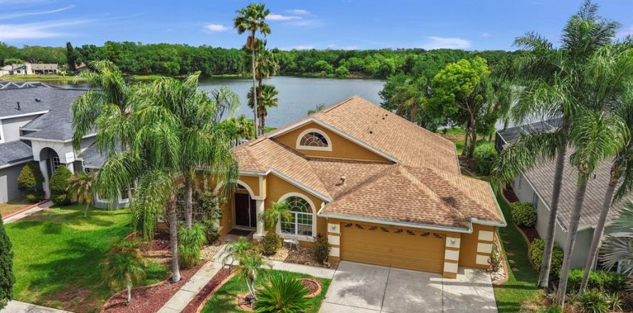 Casa en Brandon, Florida 4 dormitorios, 238.57 m2 № 2267071