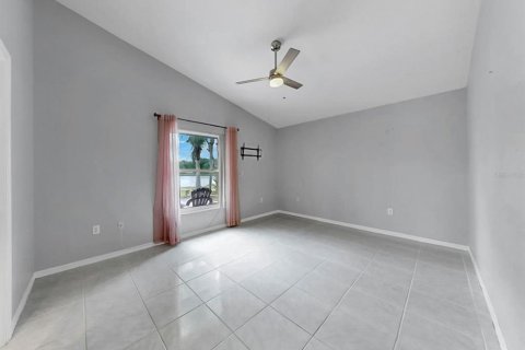 Casa en venta en Brandon, Florida, 4 dormitorios, 238.57 m2 № 2267071 - foto 21