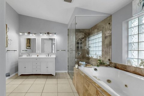 Casa en venta en Brandon, Florida, 4 dormitorios, 238.57 m2 № 2267071 - foto 24