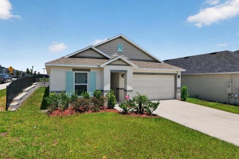 House in Davenport, Florida 4 bedrooms, 178.19 sq.m. № 2191262 - photo 3