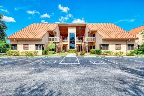 Commercial property in Sarasota, Florida 58.99 sq.m. № 2229767