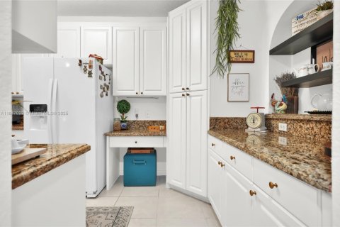 Condo in Doral, Florida, 3 bedrooms  № 1845524 - photo 14