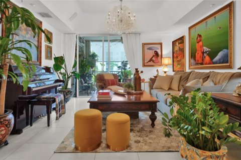 Condo in Doral, Florida, 3 bedrooms  № 1845524 - photo 9