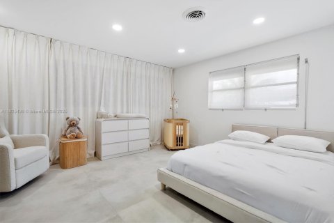 Casa en venta en Hollywood, Florida, 3 dormitorios, 181.53 m2 № 1794860 - foto 25