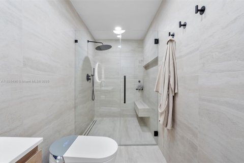 Casa en venta en Hollywood, Florida, 3 dormitorios, 181.53 m2 № 1794860 - foto 23