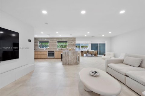 Casa en venta en Hollywood, Florida, 3 dormitorios, 181.53 m2 № 1794860 - foto 5