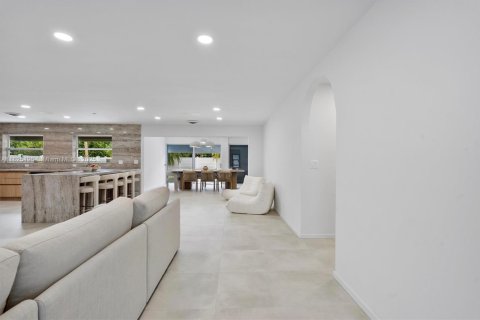 Casa en venta en Hollywood, Florida, 3 dormitorios, 181.53 m2 № 1794860 - foto 6