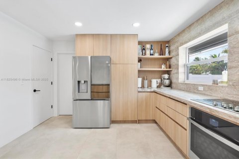 Casa en venta en Hollywood, Florida, 3 dormitorios, 181.53 m2 № 1794860 - foto 11