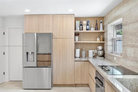 Casa en venta en Hollywood, Florida, 3 dormitorios, 181.53 m2 № 1794860 - foto 10