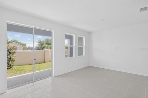 Adosado en alquiler en Dundee, Florida, 3 dormitorios, 164.25 m2 № 2103871 - foto 8