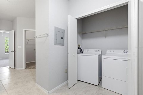 Купить кондоминиум в Лейк-Мэри, Флорида 5 комнат, 76.27м2, № 2106714 - фото 15