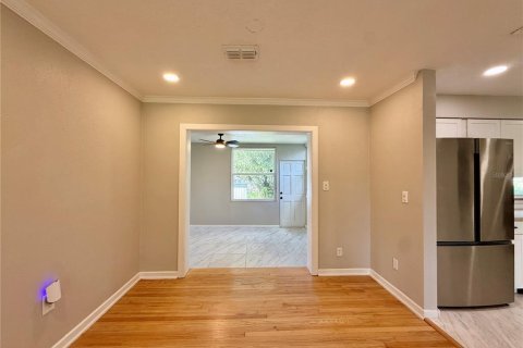 Villa ou maison à louer à Orlando, Floride: 3 chambres, 124.02 m2 № 2432688 - photo 8