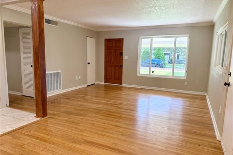 Villa ou maison à louer à Orlando, Floride: 3 chambres, 124.02 m2 № 2432688 - photo 4