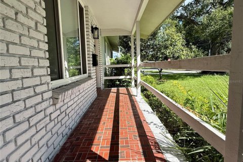 Villa ou maison à louer à Orlando, Floride: 3 chambres, 124.02 m2 № 2432688 - photo 3