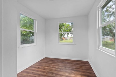 Villa ou maison à vendre à Sarasota, Floride: 3 chambres, 70.61 m2 № 2106145 - photo 5