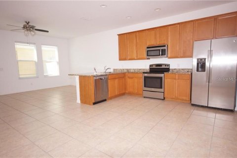Adosado en alquiler en Windermere, Florida, 3 dormitorios, 177.44 m2 № 1873294 - foto 2