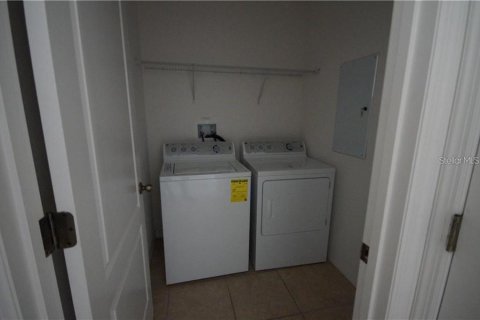 Adosado en alquiler en Windermere, Florida, 3 dormitorios, 177.44 m2 № 1873294 - foto 6