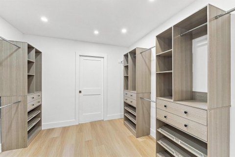 Купить виллу или дом в Локсахатчи-Гроувс, Флорида 3 комнаты, 270.72м2, № 2357333 - фото 26