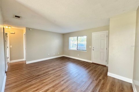 Apartamento en alquiler en Winter Haven, Florida, 2 dormitorios, 67.82 m2 № 1909397 - foto 10