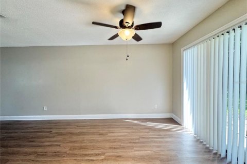 Apartamento en alquiler en Winter Haven, Florida, 2 dormitorios, 67.82 m2 № 1909397 - foto 7
