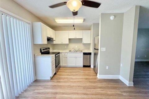 Apartamento en alquiler en Winter Haven, Florida, 2 dormitorios, 67.82 m2 № 1909397 - foto 5