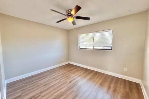 Apartamento en alquiler en Winter Haven, Florida, 2 dormitorios, 67.82 m2 № 1909397 - foto 11
