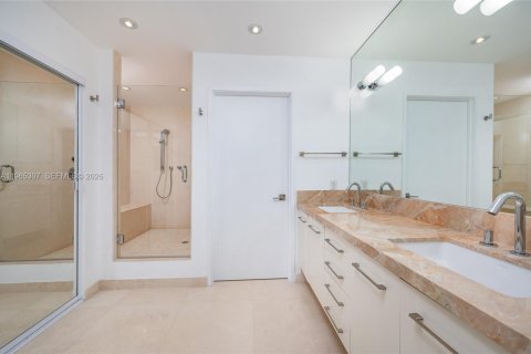 Condominio en venta en Key Biscayne, Florida, 2 dormitorios, 142.33 m2 № 2027099 - foto 23