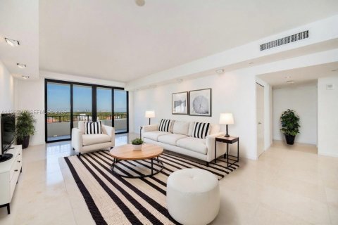 Condominio en venta en Key Biscayne, Florida, 2 dormitorios, 142.33 m2 № 2027099 - foto 5