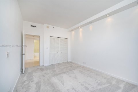 Condominio en venta en Key Biscayne, Florida, 2 dormitorios, 142.33 m2 № 2027099 - foto 30