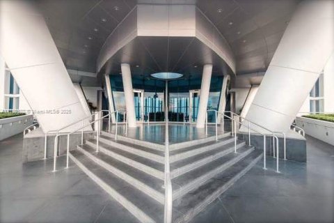 Кондоминиум с 1 спальней в Санни-Айлс-Бич, Флорида № 2022372