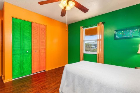 House in Port Charlotte, Florida 4 bedrooms, 109.81 sq.m. № 1769560 - photo 27
