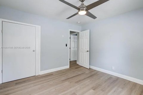 House in St. Lucie, Florida 3 bedrooms, 96.15 sq.m. № 2026990 - photo 4