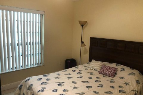 Condo in Miami, Florida, 3 bedrooms  № 2083389