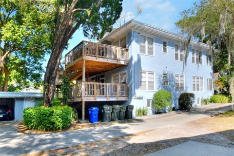 Commercial property in Lakeland, Florida 8 bedrooms, 338.16 sq.m. № 2236308 - photo 24