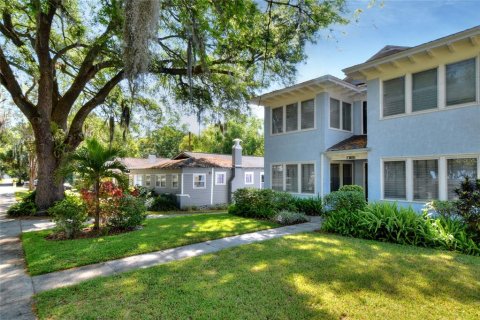 Commercial property in Lakeland, Florida 8 bedrooms, 338.16 sq.m. № 2236308 - photo 2