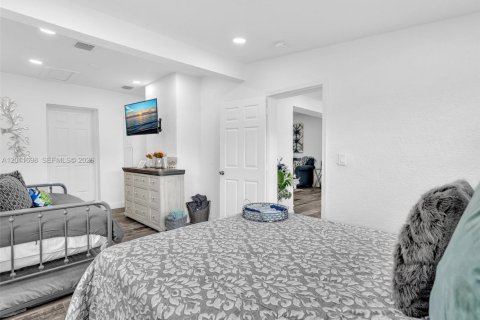 Villa ou maison à vendre à Hallandale Beach, Floride: 4 chambres, 156.17 m2 № 2075322 - photo 22