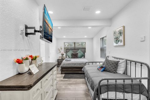 Villa ou maison à vendre à Hallandale Beach, Floride: 4 chambres, 156.17 m2 № 2075322 - photo 25
