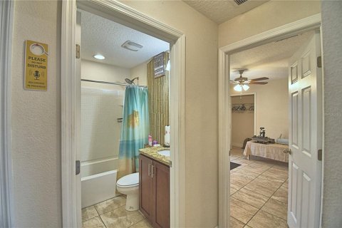 House in Poinciana, Florida 3 bedrooms, 120.77 sq.m. № 2393765 - photo 26