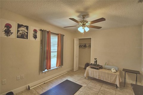 House in Poinciana, Florida 3 bedrooms, 120.77 sq.m. № 2393765 - photo 30