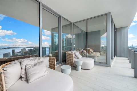 Condo in Miami, Florida, 3 bedrooms № 1983439 - photo 24