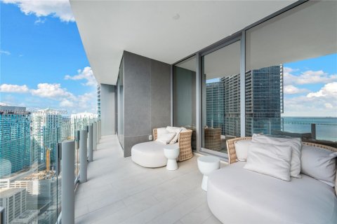 Condo in Miami, Florida, 3 bedrooms № 1983439 - photo 25