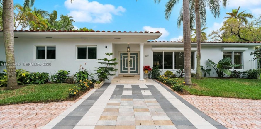 Villa ou maison à Miami Beach, Floride 4 chambres, 312.34 m2 № 2043475