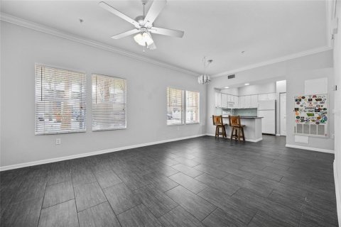 Condominio en venta en Gainesville, Florida, 2 dormitorios, 101.08 m2 № 1626158 - foto 2